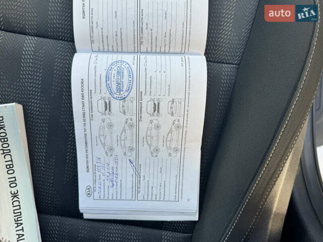 Білий Кіа Sportage, об'ємом двигуна 1.59 л та пробігом 137 тис. км за 16800 $, фото 22 на Automoto.ua