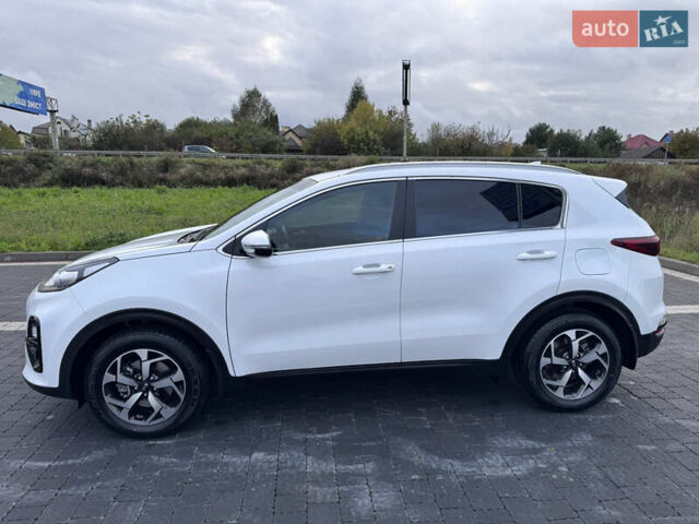 Білий Кіа Sportage, об'ємом двигуна 1.6 л та пробігом 49 тис. км за 18500 $, фото 6 на Automoto.ua