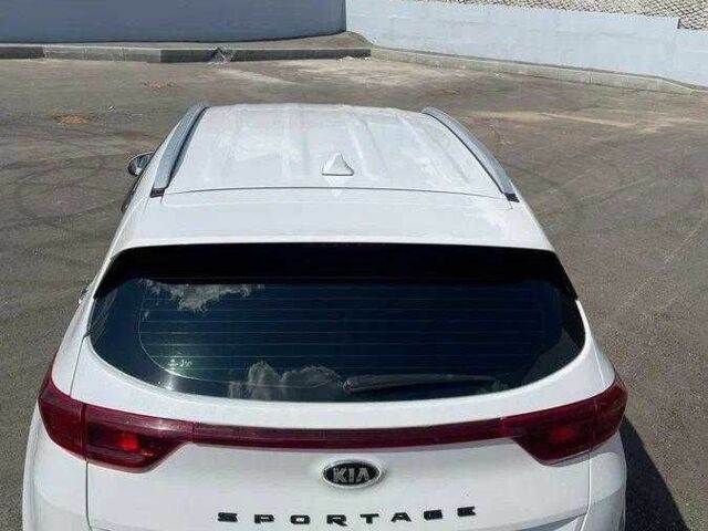 Білий Кіа Sportage, об'ємом двигуна 2.4 л та пробігом 78 тис. км за 15000 $, фото 1 на Automoto.ua