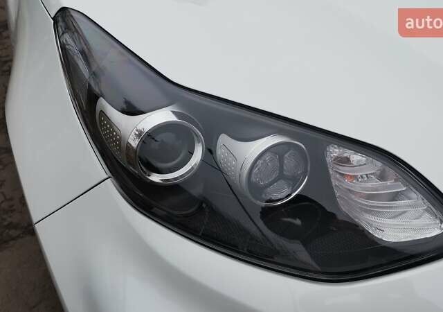 Белый Киа Sportage, объемом двигателя 1.59 л и пробегом 22 тыс. км за 20900 $, фото 9 на Automoto.ua