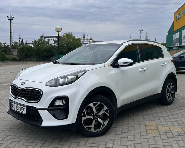 Білий Кіа Sportage, об'ємом двигуна 1.6 л та пробігом 127 тис. км за 18600 $, фото 3 на Automoto.ua