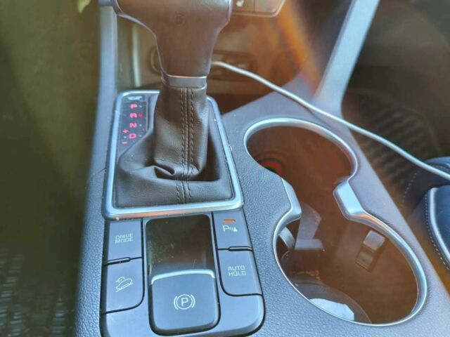 Киа Sportage 2020 в Черновцах на Automoto.ua Белый Киа Sportage, объемом двигателя 2.4 л и пробегом 45 тыс. км за 9900 $, фото 5 на Automoto.ua