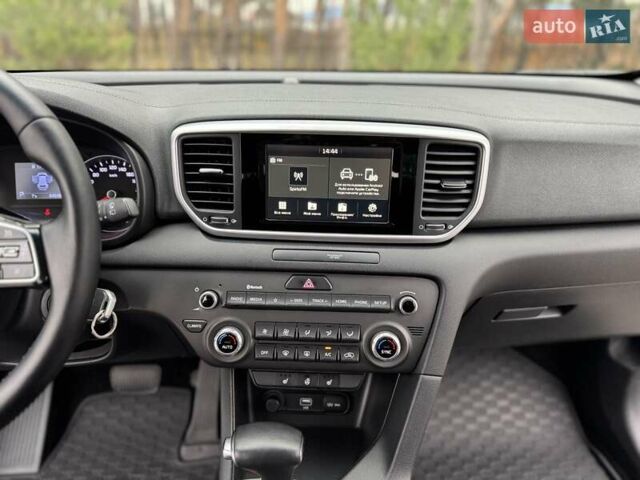 Білий Кіа Sportage, об'ємом двигуна 1.6 л та пробігом 84 тис. км за 20500 $, фото 30 на Automoto.ua