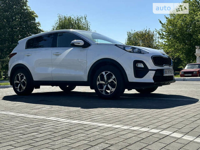 Белый Киа Sportage, объемом двигателя 1.6 л и пробегом 48 тыс. км за 18900 $, фото 2 на Automoto.ua