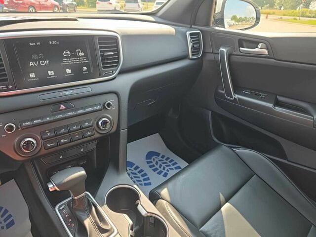 Білий Кіа Sportage, об'ємом двигуна 2.4 л та пробігом 43 тис. км за 13000 $, фото 8 на Automoto.ua