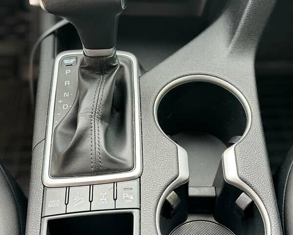 Білий Кіа Sportage, об'ємом двигуна 1.6 л та пробігом 80 тис. км за 21000 $, фото 22 на Automoto.ua