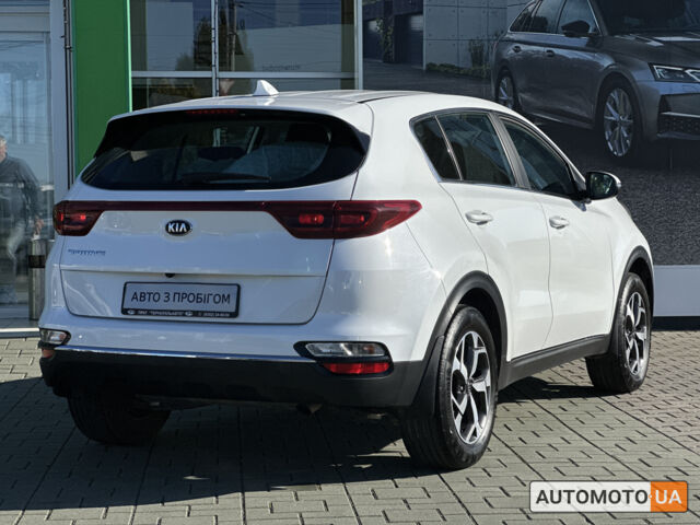 Белый Киа Sportage, объемом двигателя 1.6 л и пробегом 139 тыс. км за 16913 $, фото 14 на Automoto.ua