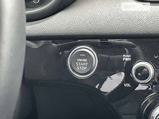 Белый Киа Sportage, объемом двигателя 2.4 л и пробегом 5 тыс. км за 24500 $, фото 40 на Automoto.ua