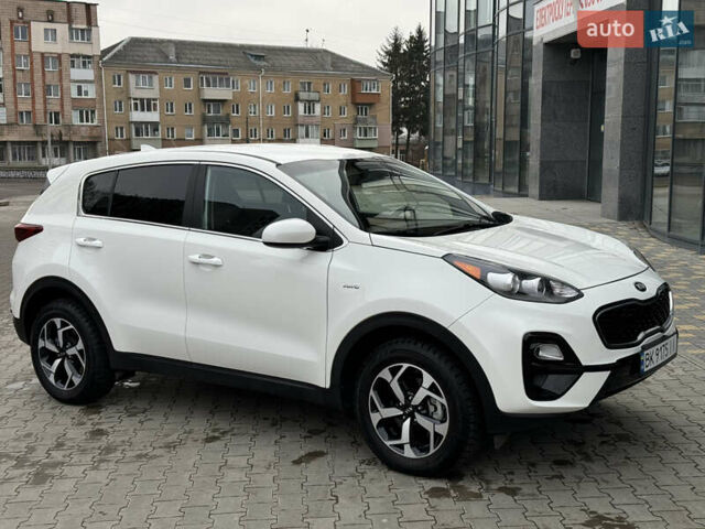 Білий Кіа Sportage, об'ємом двигуна 2.36 л та пробігом 47 тис. км за 17500 $, фото 16 на Automoto.ua