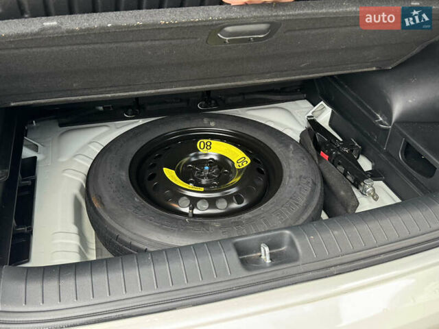 Білий Кіа Sportage, об'ємом двигуна 2.36 л та пробігом 47 тис. км за 17500 $, фото 18 на Automoto.ua