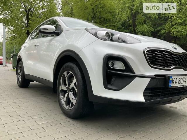 Белый Киа Sportage, объемом двигателя 1.59 л и пробегом 81 тыс. км за 17500 $, фото 8 на Automoto.ua