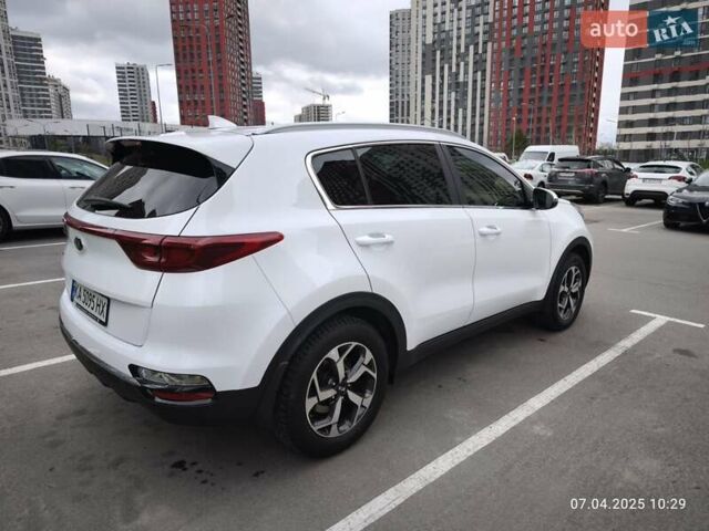 Киа Sportage 2020 в Киеве на Automoto.ua Белый Киа Sportage, объемом двигателя 1.59 л и пробегом 72 тыс. км за 17500 $, фото 4 на Automoto.ua