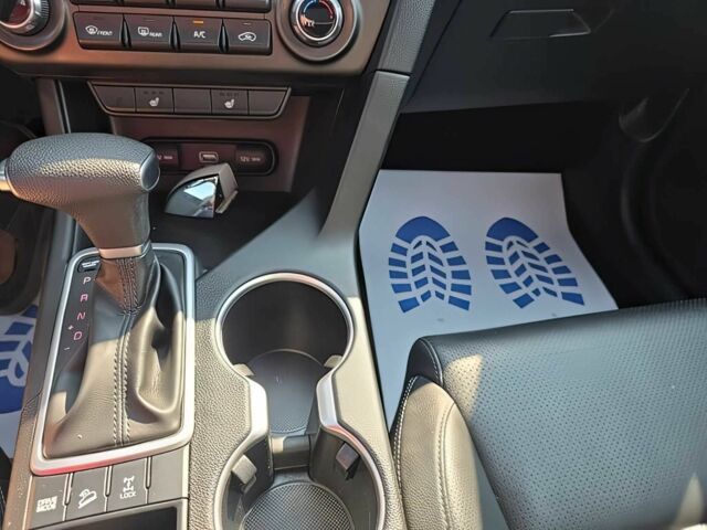 Белый Киа Sportage, объемом двигателя 2.4 л и пробегом 37 тыс. км за 12600 $, фото 9 на Automoto.ua