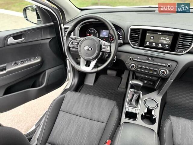 Білий Кіа Sportage, об'ємом двигуна 1.6 л та пробігом 84 тис. км за 20500 $, фото 34 на Automoto.ua