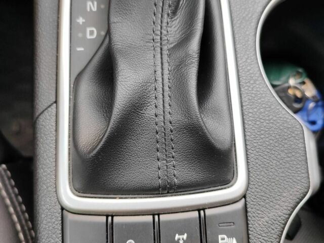 Белый Киа Sportage, объемом двигателя 0 л и пробегом 125 тыс. км за 21590 $, фото 9 на Automoto.ua