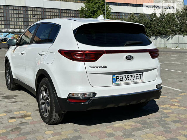 Білий Кіа Sportage, об'ємом двигуна 1.6 л та пробігом 48 тис. км за 18900 $, фото 33 на Automoto.ua