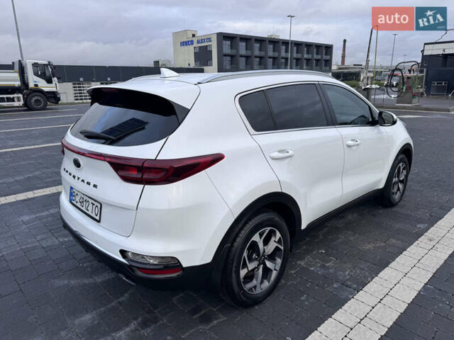 Білий Кіа Sportage, об'ємом двигуна 1.6 л та пробігом 49 тис. км за 18500 $, фото 11 на Automoto.ua