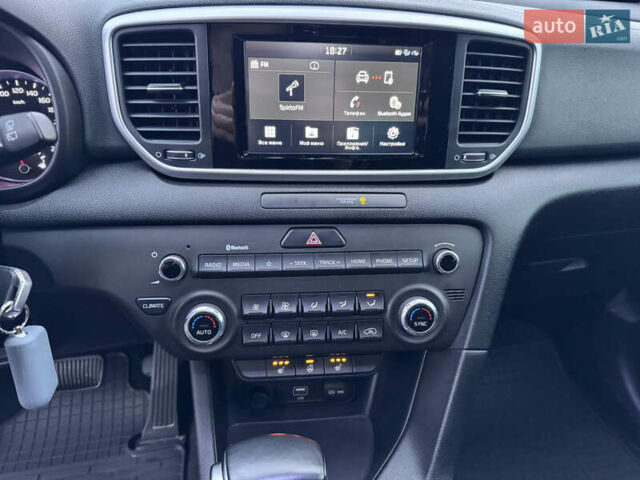 Білий Кіа Sportage, об'ємом двигуна 1.6 л та пробігом 49 тис. км за 18500 $, фото 50 на Automoto.ua