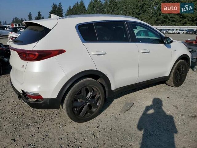 Белый Киа Sportage, объемом двигателя 2.4 л и пробегом 107 тыс. км за 4300 $, фото 2 на Automoto.ua