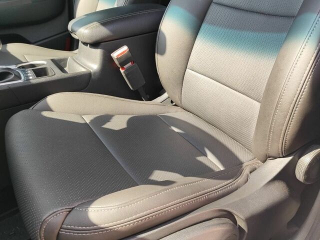 Белый Киа Sportage, объемом двигателя 0 л и пробегом 125 тыс. км за 21590 $, фото 5 на Automoto.ua