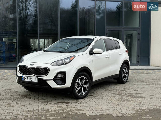 Білий Кіа Sportage, об'ємом двигуна 2.36 л та пробігом 47 тис. км за 17500 $, фото 34 на Automoto.ua
