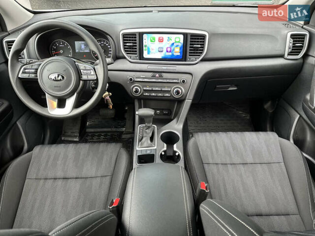 Белый Киа Sportage, объемом двигателя 1.59 л и пробегом 40 тыс. км за 19000 $, фото 8 на Automoto.ua