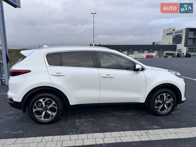 Білий Кіа Sportage, об'ємом двигуна 1.6 л та пробігом 49 тис. км за 18500 $, фото 12 на Automoto.ua
