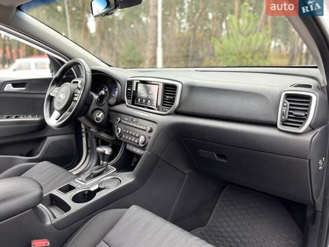 Білий Кіа Sportage, об'ємом двигуна 1.6 л та пробігом 84 тис. км за 20500 $, фото 52 на Automoto.ua