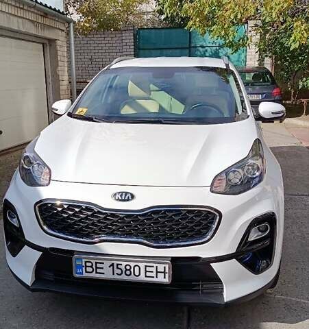 Білий Кіа Sportage, об'ємом двигуна 1.59 л та пробігом 50 тис. км за 19500 $, фото 11 на Automoto.ua