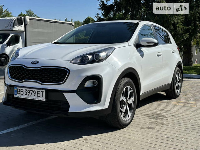 Білий Кіа Sportage, об'ємом двигуна 1.6 л та пробігом 48 тис. км за 18900 $, фото 39 на Automoto.ua