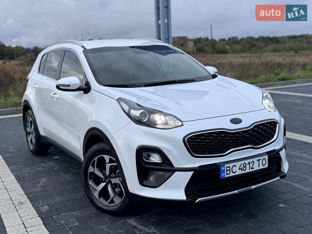 Білий Кіа Sportage, об'ємом двигуна 1.6 л та пробігом 49 тис. км за 18500 $, фото 25 на Automoto.ua