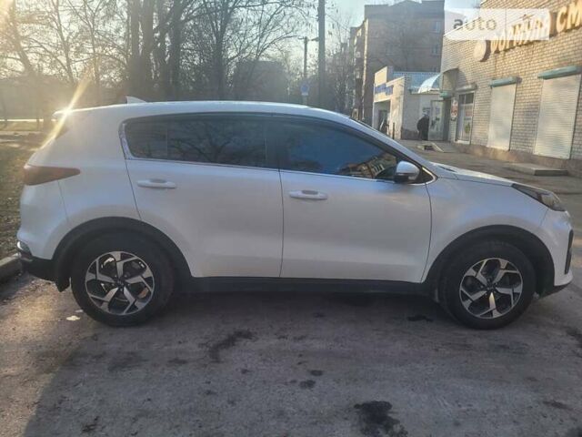 Белый Киа Sportage, объемом двигателя 1.59 л и пробегом 200 тыс. км за 19700 $, фото 3 на Automoto.ua