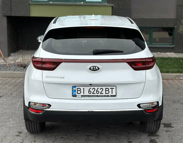 Белый Киа Sportage, объемом двигателя 1.59 л и пробегом 40 тыс. км за 19000 $, фото 6 на Automoto.ua