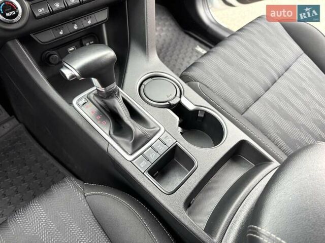 Білий Кіа Sportage, об'ємом двигуна 1.6 л та пробігом 84 тис. км за 20500 $, фото 32 на Automoto.ua