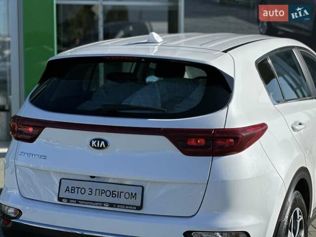 Белый Киа Sportage, объемом двигателя 1.59 л и пробегом 139 тыс. км за 16932 $, фото 12 на Automoto.ua