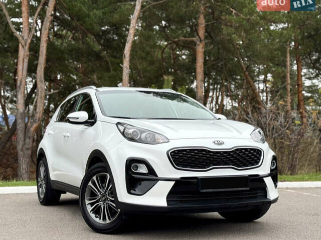 Белый Киа Sportage, объемом двигателя 1.6 л и пробегом 84 тыс. км за 19700 $, фото 7 на Automoto.ua