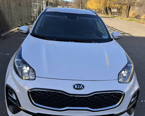 Білий Кіа Sportage, об'ємом двигуна 1.59 л та пробігом 69 тис. км за 17500 $, фото 51 на Automoto.ua