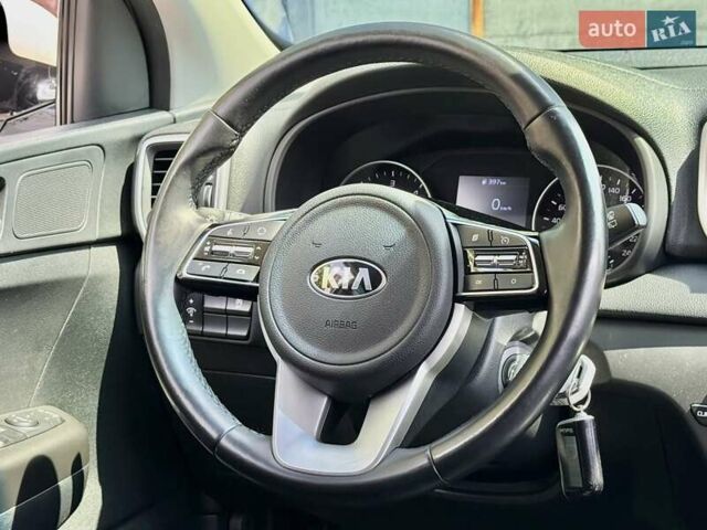 Киа Sportage 2020 в Харькове на Automoto.ua Белый Киа Sportage, объемом двигателя 1.6 л и пробегом 68 тыс. км за 21300 $, фото 14 на Automoto.ua