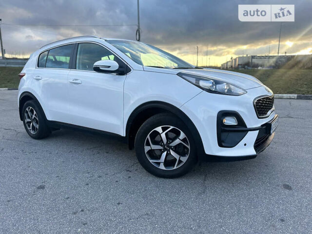 Белый Киа Sportage, объемом двигателя 1.59 л и пробегом 48 тыс. км за 20700 $, фото 15 на Automoto.ua