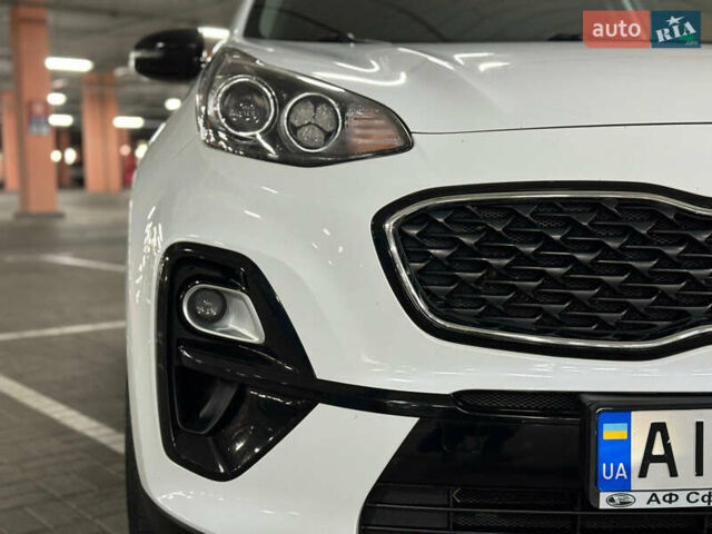 Білий Кіа Sportage, об'ємом двигуна 1.6 л та пробігом 80 тис. км за 21000 $, фото 11 на Automoto.ua
