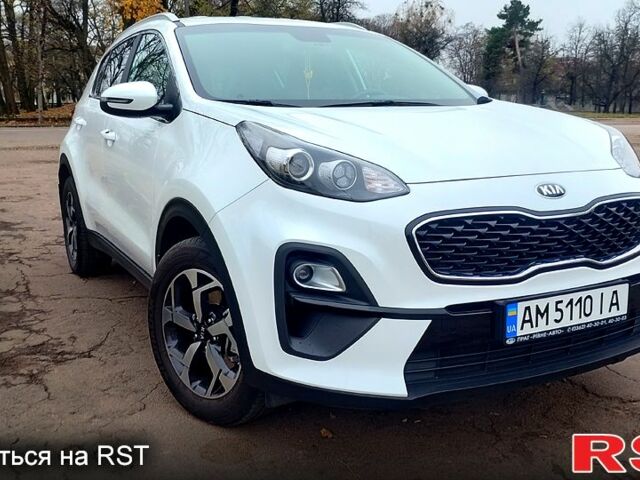 Белый Киа Sportage, объемом двигателя 1.6 л и пробегом 22 тыс. км за 20900 $, фото 6 на Automoto.ua