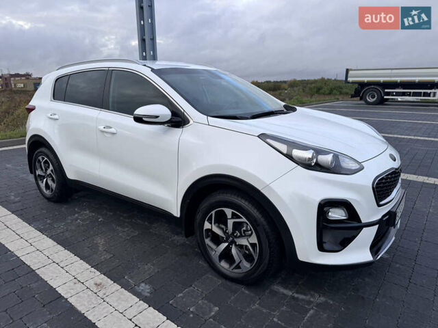 Білий Кіа Sportage, об'ємом двигуна 1.6 л та пробігом 49 тис. км за 18500 $, фото 14 на Automoto.ua