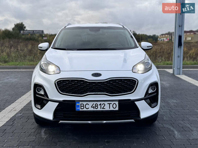 Білий Кіа Sportage, об'ємом двигуна 1.6 л та пробігом 49 тис. км за 18500 $, фото 4 на Automoto.ua
