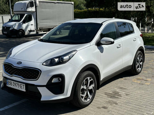 Білий Кіа Sportage, об'ємом двигуна 1.6 л та пробігом 48 тис. км за 18900 $, фото 38 на Automoto.ua