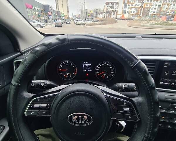 Белый Киа Sportage, объемом двигателя 1.6 л и пробегом 67 тыс. км за 19100 $, фото 5 на Automoto.ua