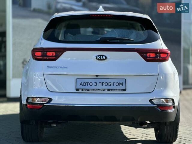 Белый Киа Sportage, объемом двигателя 1.59 л и пробегом 139 тыс. км за 16932 $, фото 10 на Automoto.ua