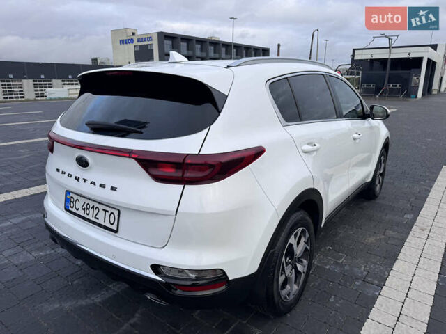 Білий Кіа Sportage, об'ємом двигуна 1.6 л та пробігом 49 тис. км за 18500 $, фото 10 на Automoto.ua