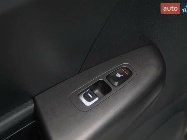 Белый Киа Sportage, объемом двигателя 1.6 л и пробегом 136 тыс. км за 18500 $, фото 11 на Automoto.ua