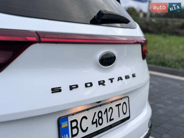 Білий Кіа Sportage, об'ємом двигуна 1.6 л та пробігом 49 тис. км за 18500 $, фото 23 на Automoto.ua