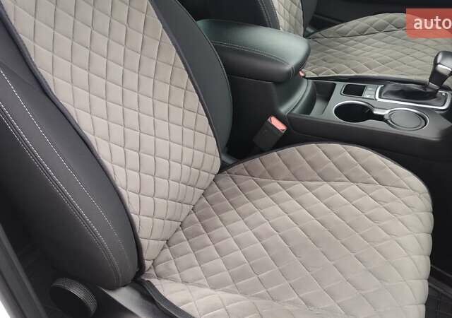 Белый Киа Sportage, объемом двигателя 1.59 л и пробегом 22 тыс. км за 20900 $, фото 16 на Automoto.ua